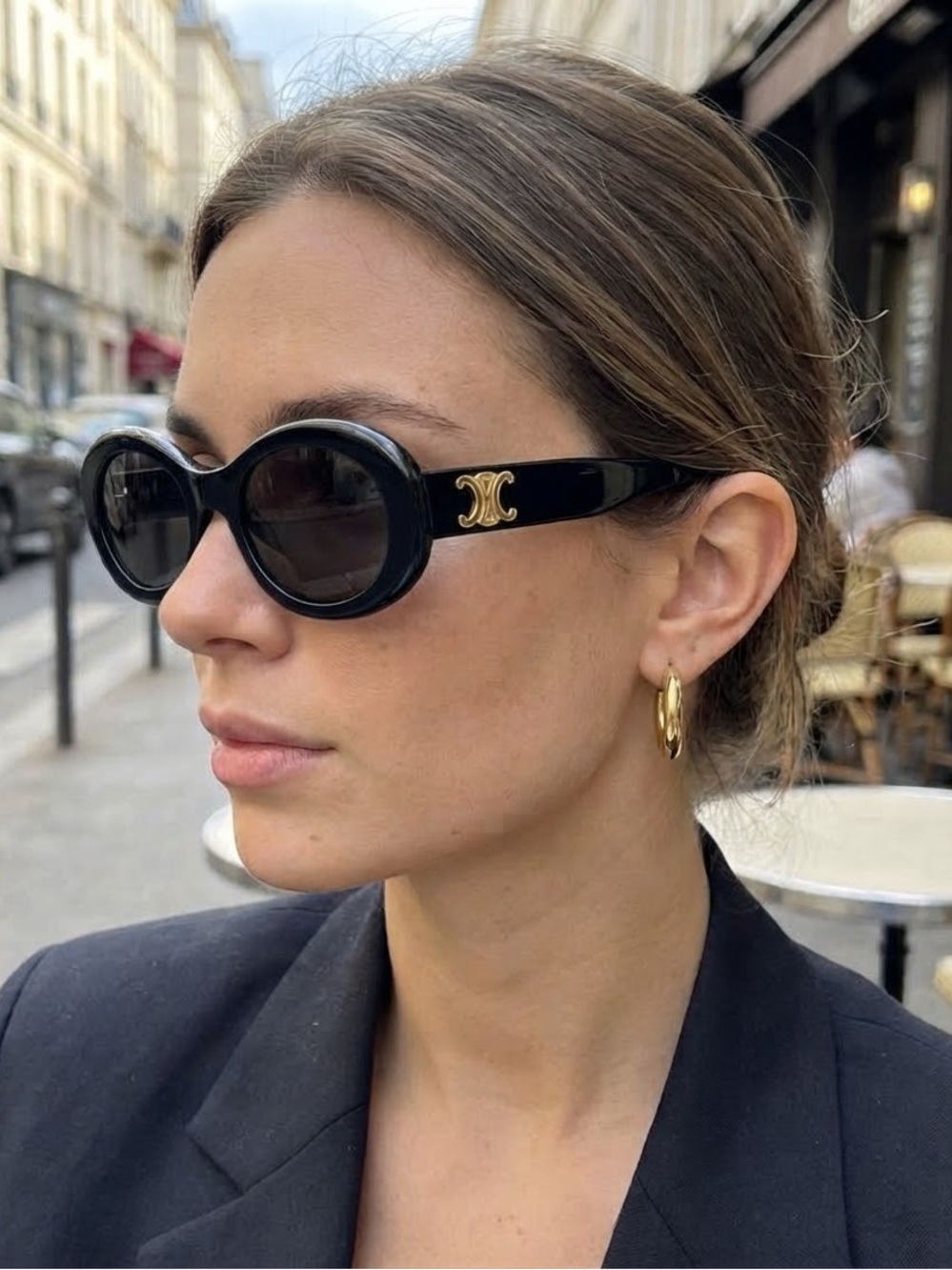 CELINE Paris Triomphe Black/
Gold Sunglasses NIB Full Set
Wristlet storage Case